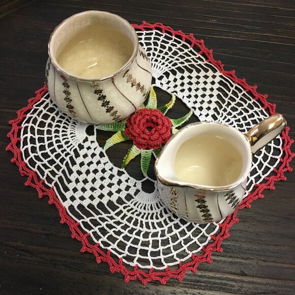 Sadler England Gilt Gold Porcealin Sugar Bowl & Creamer Set - Picture 2 of 9